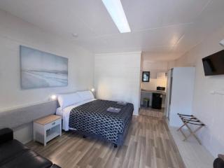 Motels For Sale - 1 large