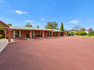 Motels For Sale - 1 large