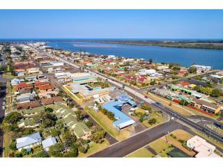Motels For Sale - 1 large