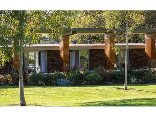 Motels For Sale - 1 large