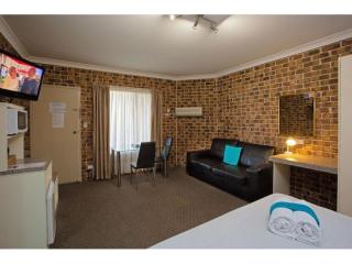 Motels For Sale - 1 large