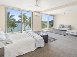 Bed and Breakfasts For Sale - 1 large