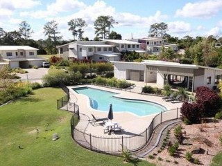 Bed and Breakfasts For Sale - 1 large