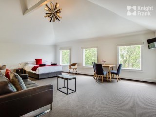 Bed and Breakfasts For Sale - 1 large
