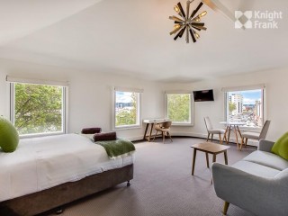 Bed and Breakfasts For Sale - 1 large