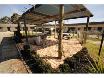 Motels For Sale - 1 large