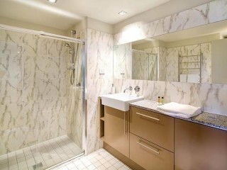 Motels For Sale - 1 large