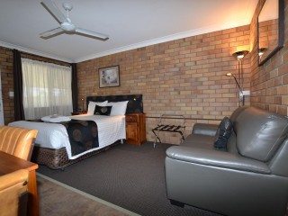 Motels For Sale - 1 large