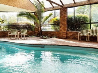 Motels For Sale - 1 large