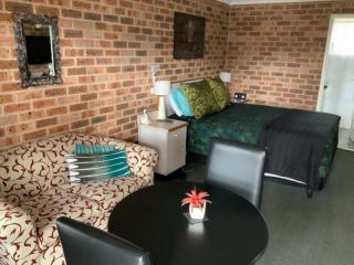 Motels For Sale - 1 large