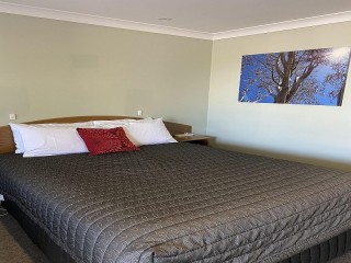 Motels For Sale - 1 large