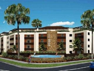 Exclusive Permanent / Holiday Cairns CBD